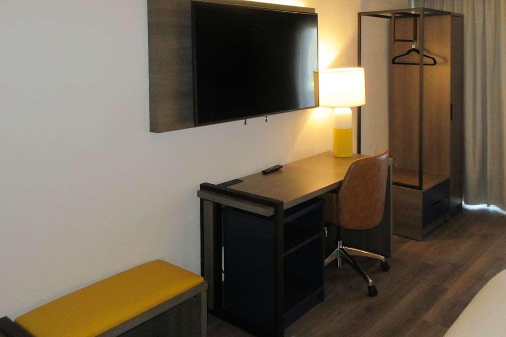 לייק פורסט Comfort Inn & Suites Irvine Spectrum חדר תמונה
